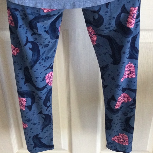 LuLaRoe Top & Leggings Set - Picture 8 of 8